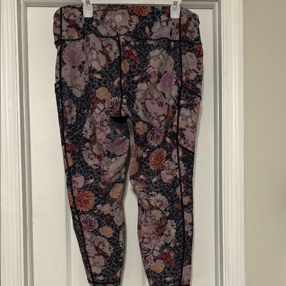 Torrid Floral Activewear Set - Pink and Purple 2X - Picture 5 of 8